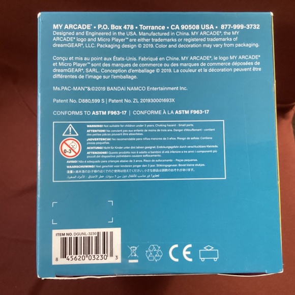 Ms. Pac-Man Micro Player Retro Arcade New in Box - Picture 2 of 7